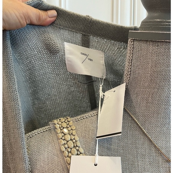 New - Grey/Vin cashmere cardigan - Picture 3 of 9